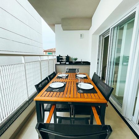 Aconchegante E Moderno Apartamento Pertissimo Da Praia Ubatuba Kültér fotó